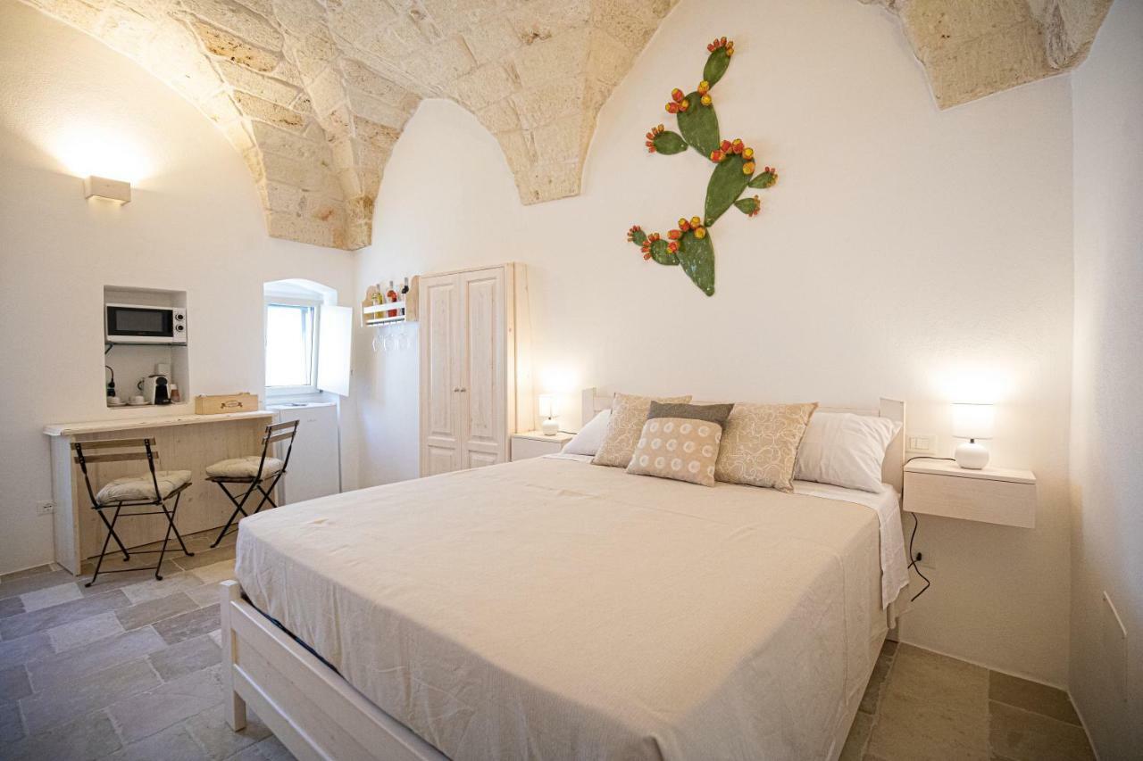Radici Ostuni Hotel ภายนอก รูปภาพ