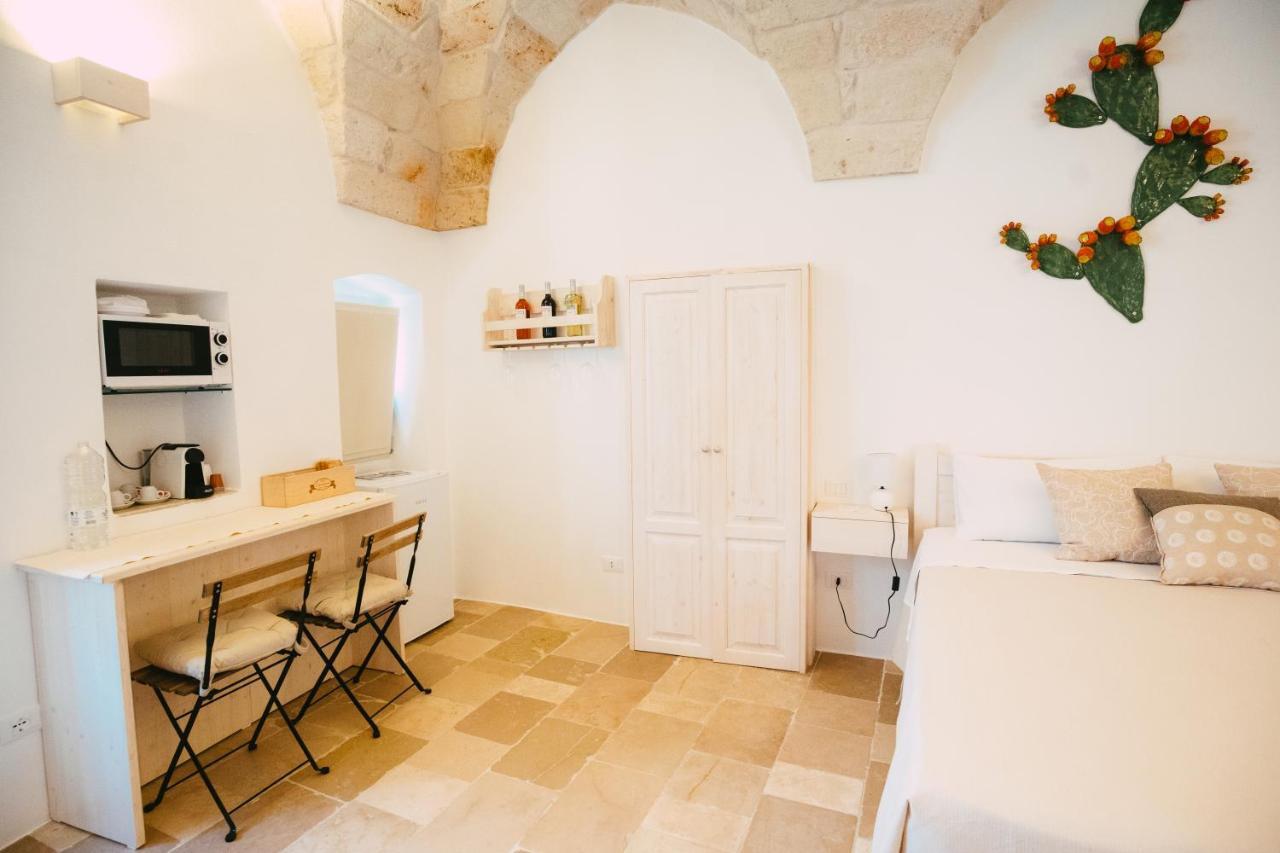 Radici Ostuni Hotel ภายนอก รูปภาพ